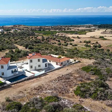 Panorama By Ezoria Villa