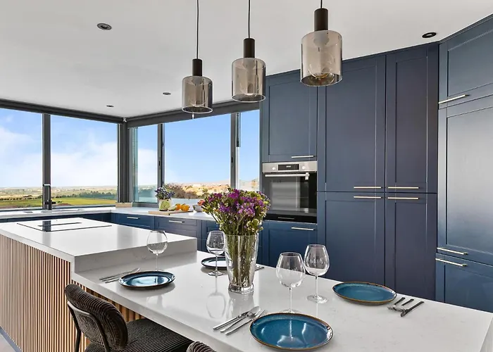 Villa Panorama By Ezoria Paphos